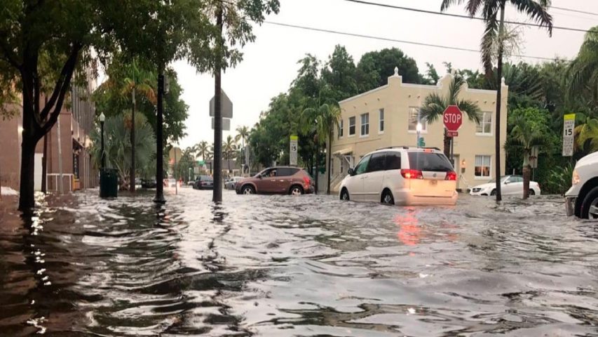 <strong>200 mil hogares en Florida sin energía</strong>