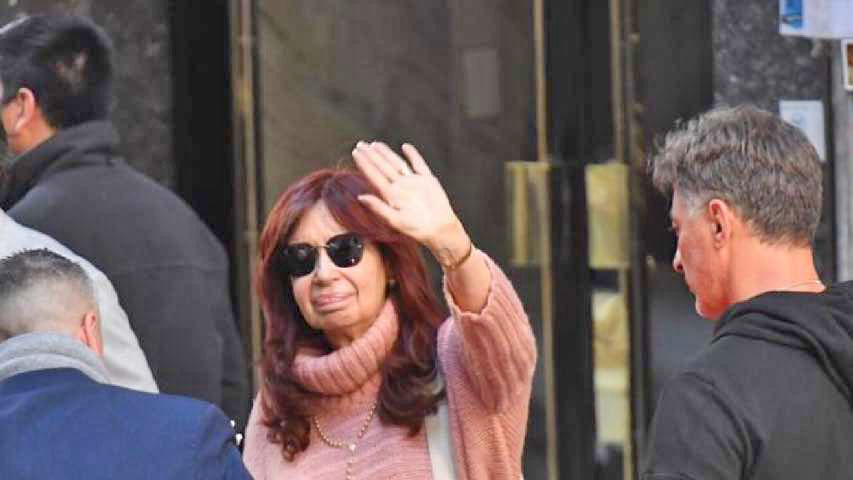 Por “error” en peritaje podría perderse prueba en ataque a Cristina Fernández