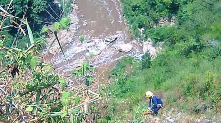 Encuentran cadáver en el río Guaire