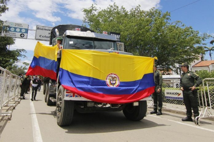 <strong>Gandolas colombianas permanecen retenidas</strong>