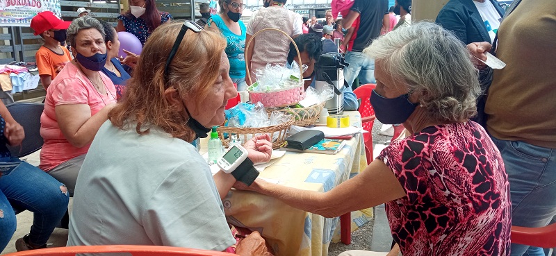 264 personas atendidas en jornada médica en el Plaza