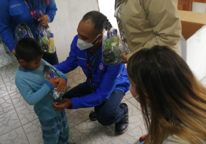 <strong>Niños de casa hogar reciben kit de bioseguridad</strong>
