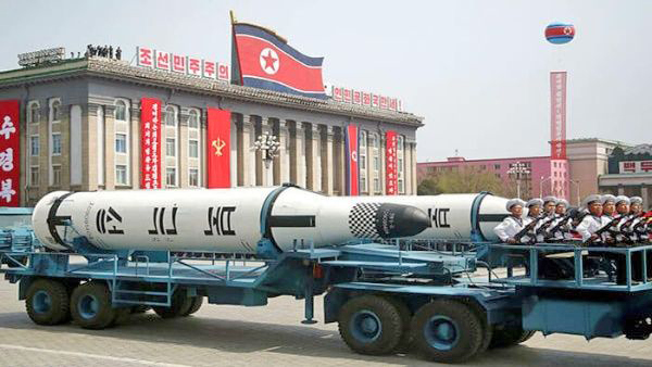 Denuncian el lanzamiento de dos misiles por Corea del Norte