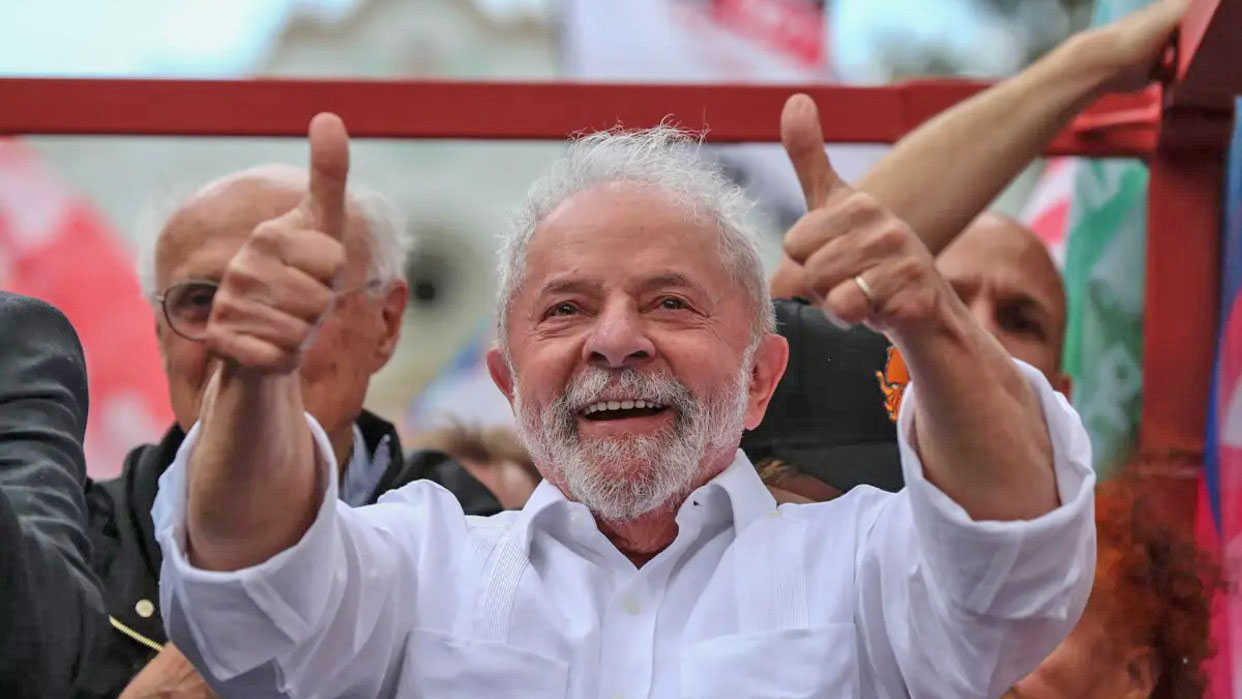 El izquierdista Lula Da Silva es el nuevo presidente de Brasil
