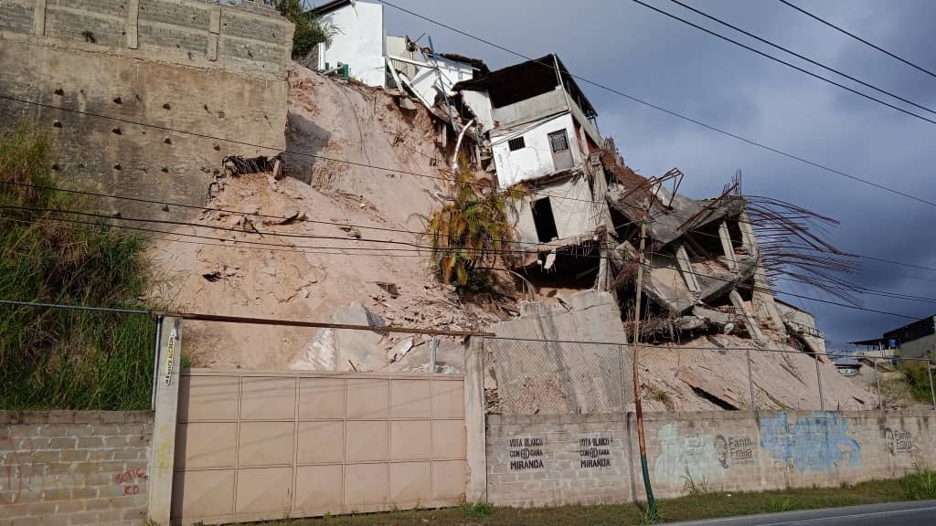 Demolición de construcciones afectadas depende de decisión judicial