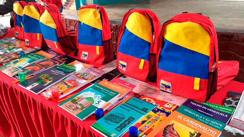 Almacenadora Caracas inició distribución de uniformes y útiles escolares