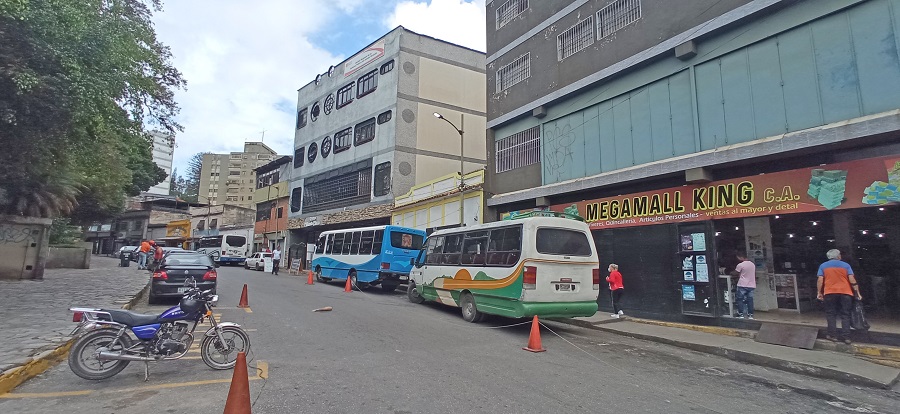 Parada de El Trigo se muda nuevamente