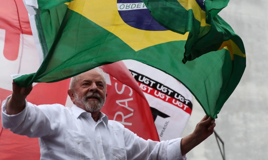 Lula resiste a la presión