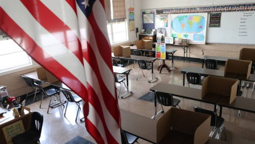 Reabren varias escuelas en Florida tras el paso de Ian