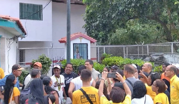 “Propone acuerdo en primarias para acabar con la reelección indefinida”