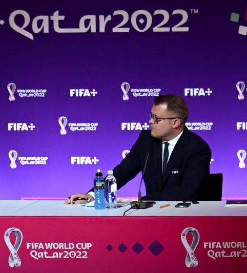 <strong>Directivo de la FIFA se declara gay en Qatar</strong>