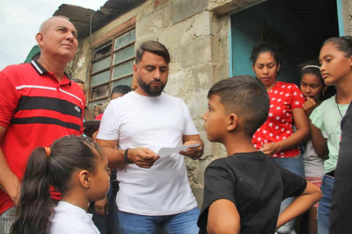 Supervisan viviendas anegadas en Brisas del Lago al Sur de Maracay