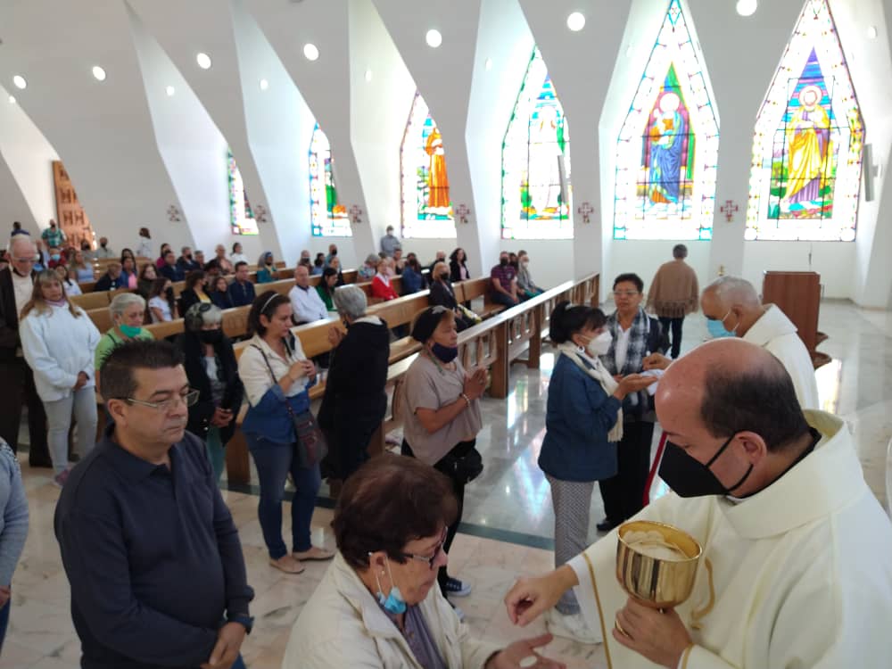 Más de 7.000 feligreses han visitado El Santuario de Fátima
