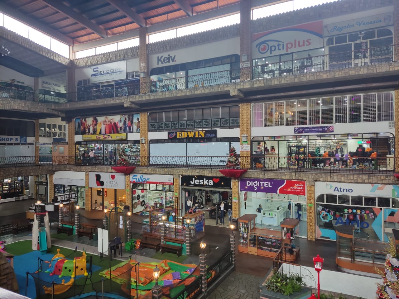 Tiendas se preparan para el “Blackfriday”