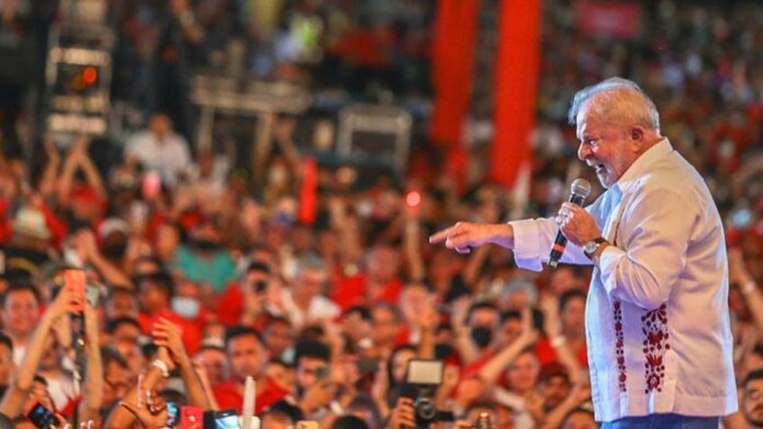Lula da Silva celebra inicio de la transición