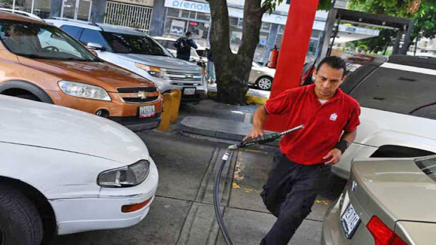 Trabajadores neoespartanos piden a Pdvsa definir precios de combustible