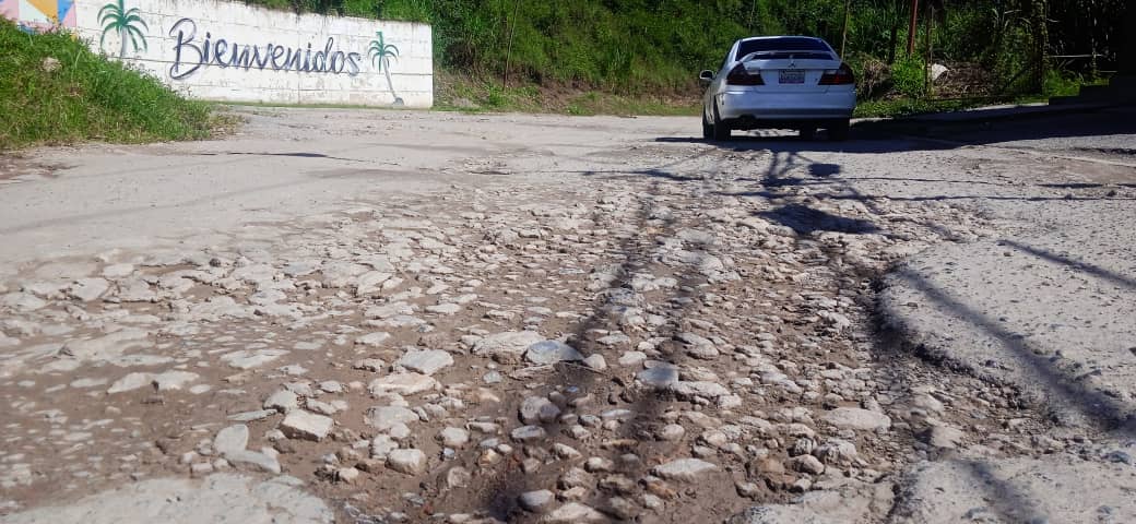 <strong>Megahueco preocupa a transeúntes de Barrio Ayacucho</strong>