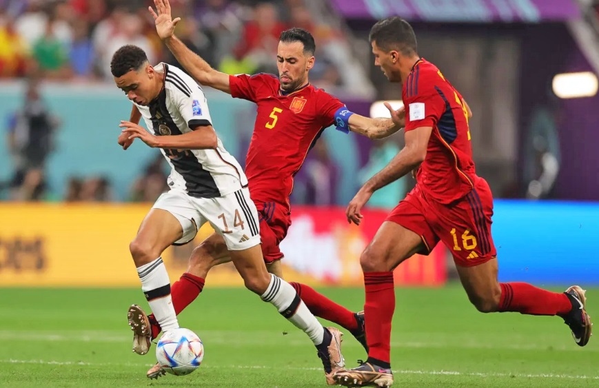 Alemania sigue con vida en Qatar 2022