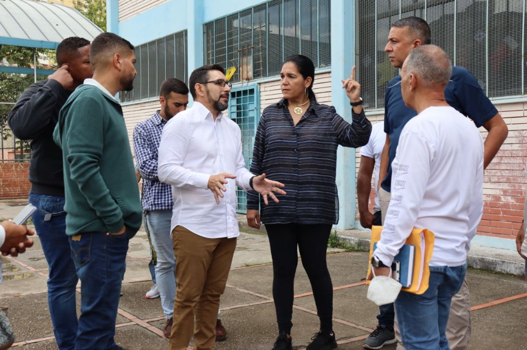 Fraija inicia rehabilitación <strong>de segunda cancha en el Miranda</strong>