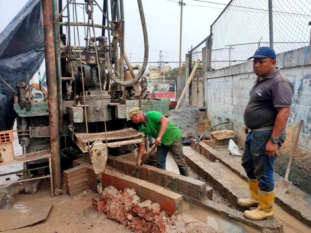 <strong>Avanza construcción de pozo profundo en Matica Arriba</strong>