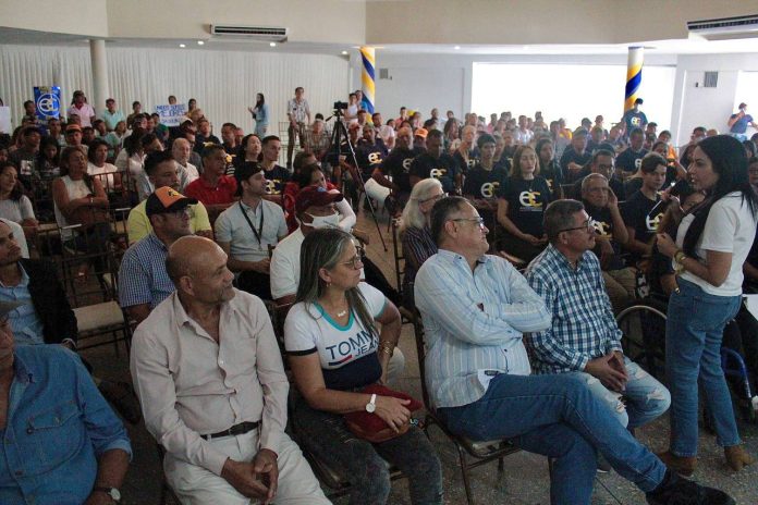 Solórzano llevará a la Unidad un plan de gobierno para la transición