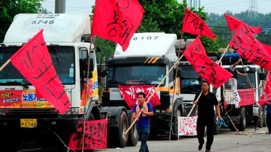 Gobierno surcoreano penalizará a transportistas en huelga