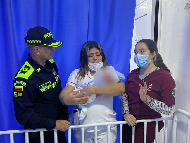 Indígena venezolana dejó abandonado a su bebé en un bulevar en Colombia