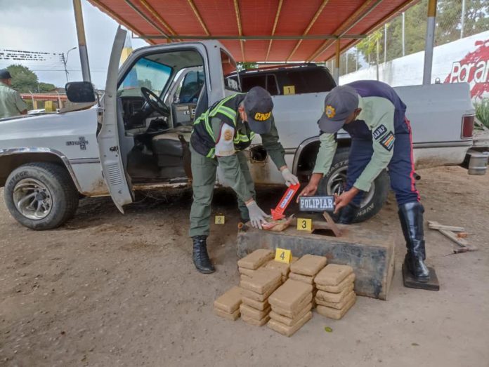 FANB incauta 32 panelas de marihuana a personas vinculadas con Tancol