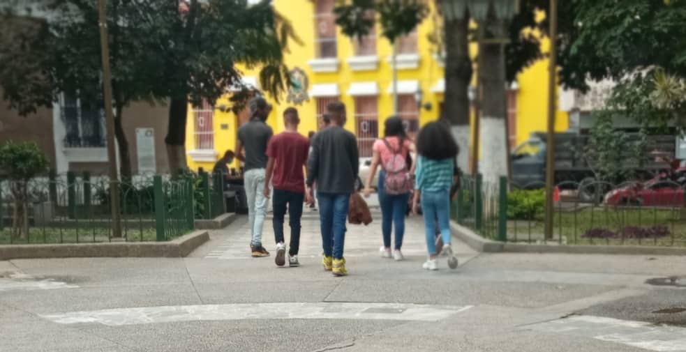 <strong>Instan a educar a jóvenes sobre los peligros del VIH</strong>