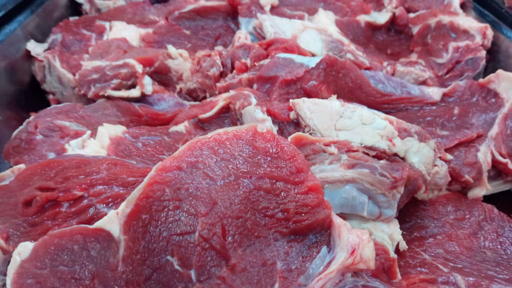 Salario mínimo es superado por un kilo de carne