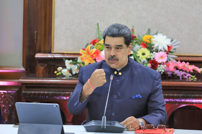 Maduro felicita acuerdo entre Gobierno de Colombia y el ELN