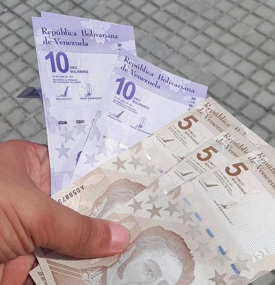 Costo del pasaje preocupa a estudiantes en regreso a clases
