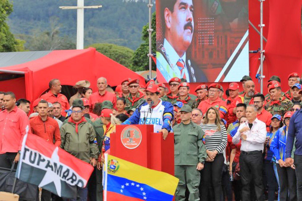 Maduro: Sigo aquí por la fortaleza del pueblo