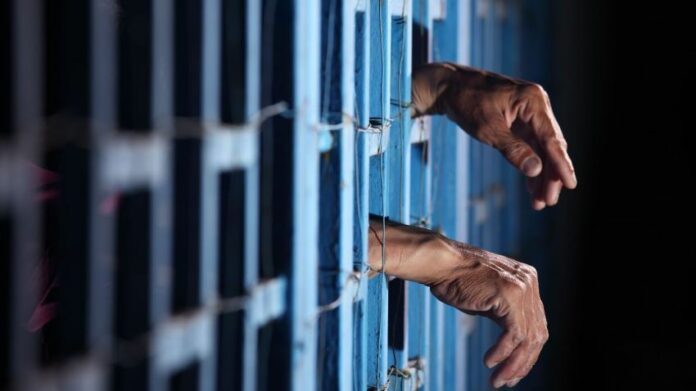 Comisión de Política Interior evalúa situación de centros de reclusión en el país