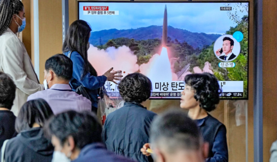 Corea del Norte dispara un misil balístico no identificado