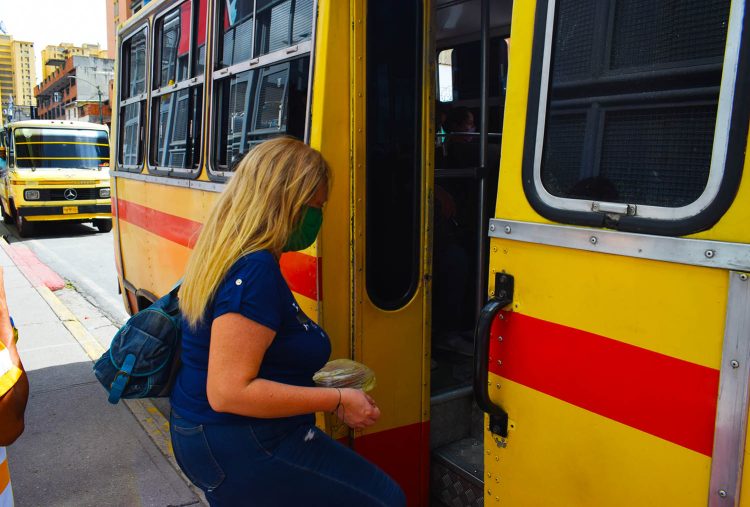 Continúa descontento por incremento del pasaje