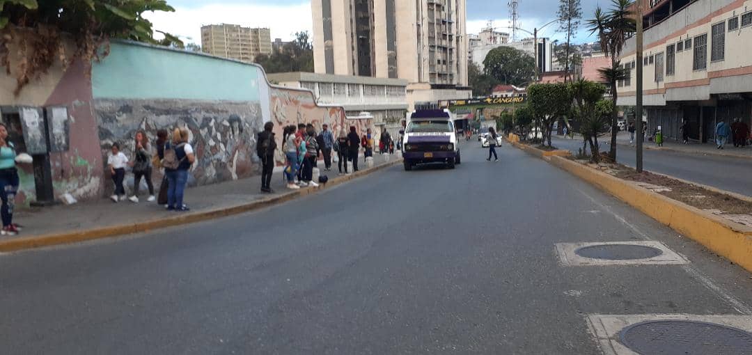 Sistema Patria ocasiona paro de transporte en Altos Mirandinos