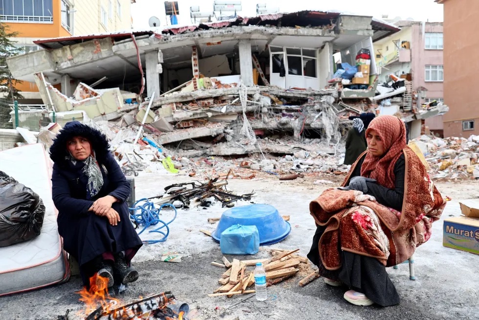 Conferencia recaudó 7.000 millones de euros por terremotos de Siria y Turquía