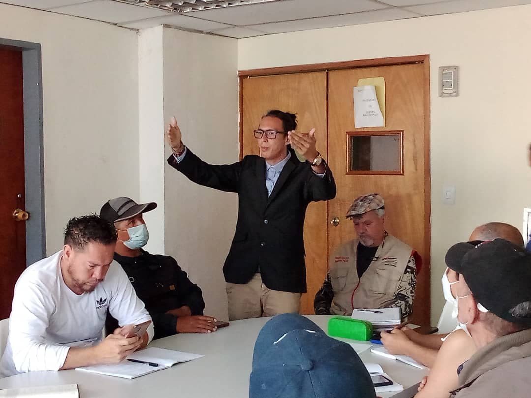 12 consejos comunales participan en Mesas técnicas de Energía de Carrizal
