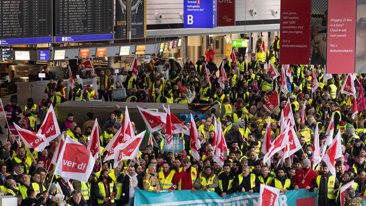 Huelgas en cuatro aeropuertos alemanes causan 583 cancelaciones de vuelos