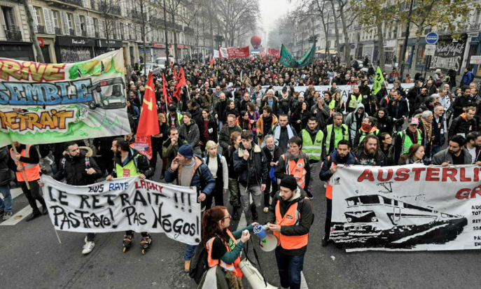 Cientos de detenciones en París debido a protestas por las pensiones