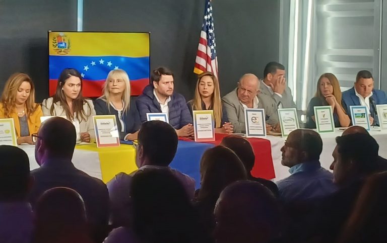 Partidos y movimientos venezolanos sellan pacto unitario en EEUU
