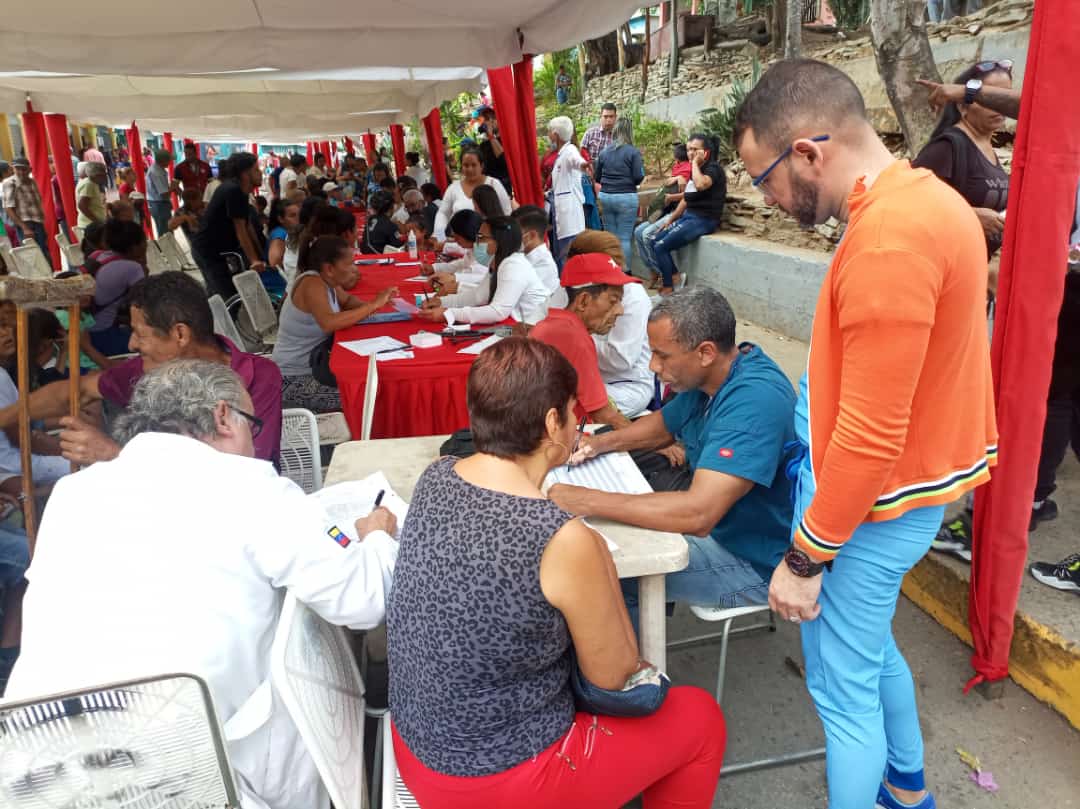 257 personas atendidas en jornada de la Alcaldía en Tácata