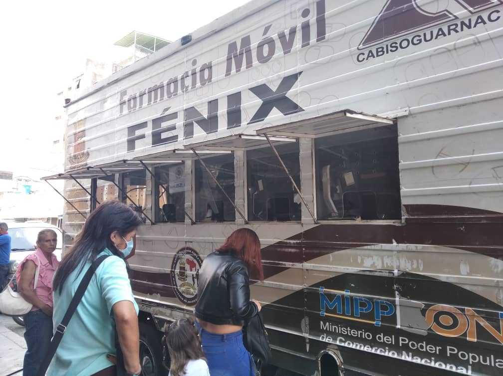Las farmacias móviles son una alternativa ante la crisis