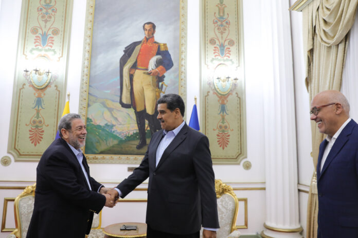Venezuela y San Vicente y las Granadinas revisan alcances de cooperación
