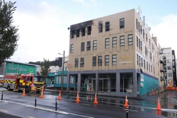 Al menos seis muertos en el incendio de un hostal en Nueva Zelanda