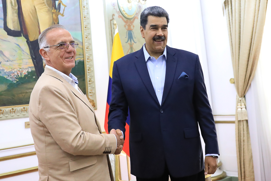 Maduro se reunió con ministro de Defensa colombiano