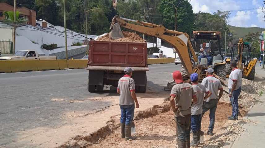 Aplicaron 13.5 toneladas de asfalto en la Panamericana