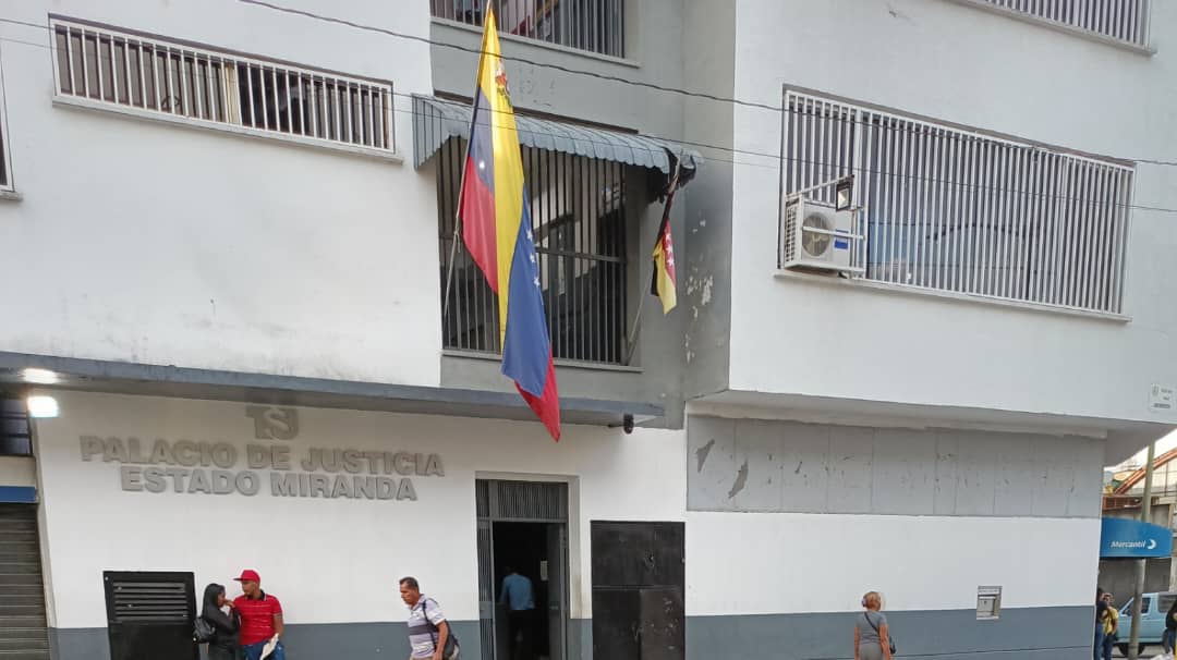 Privado de libertad profesor de la UBV por abuso sexual