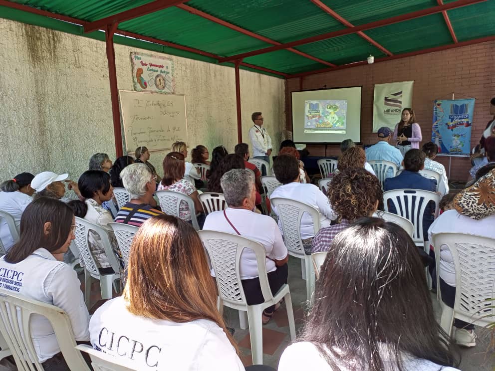 En honor a las madres Iremujeres impulsa la prevención